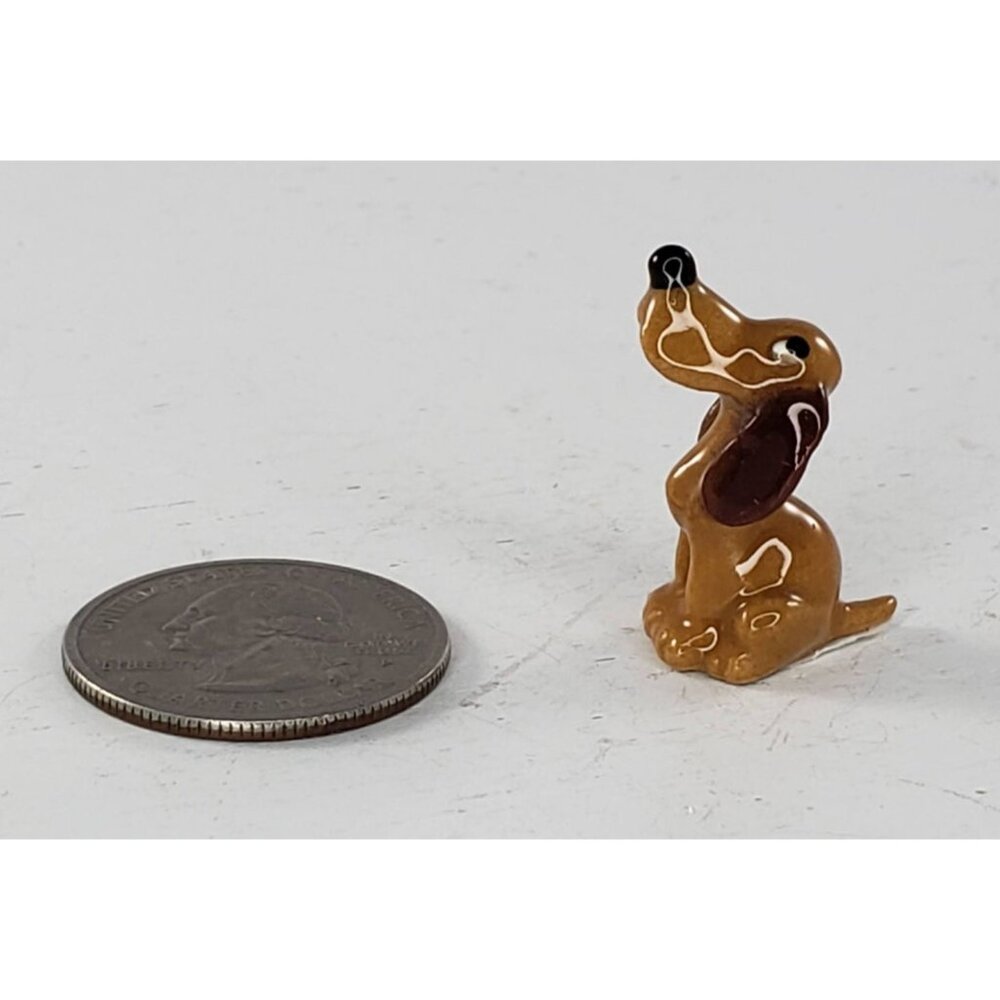 Hagen Renaker Mini Hound Dog Miniature Figurine A-463 Bassett Beagle Light Brown